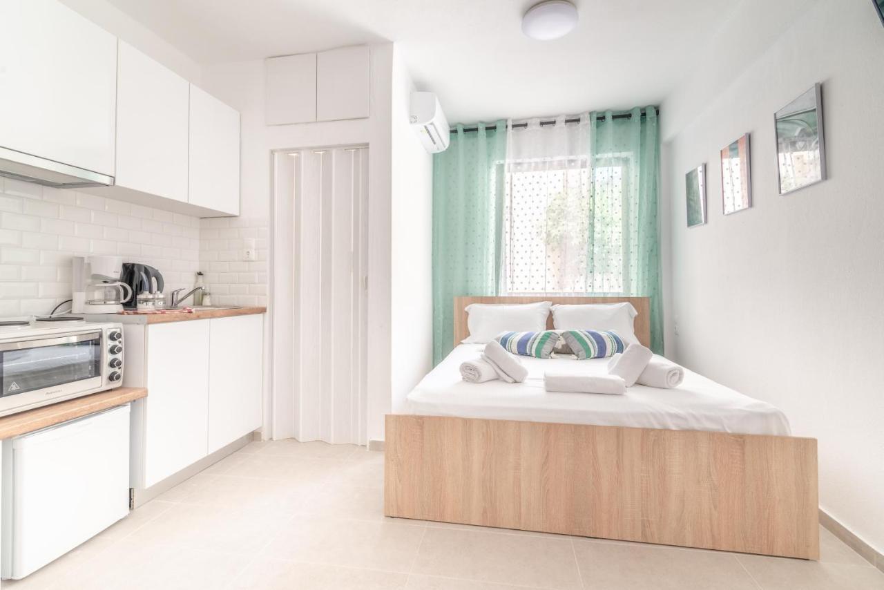 Renovated Near Downtown Appartement
